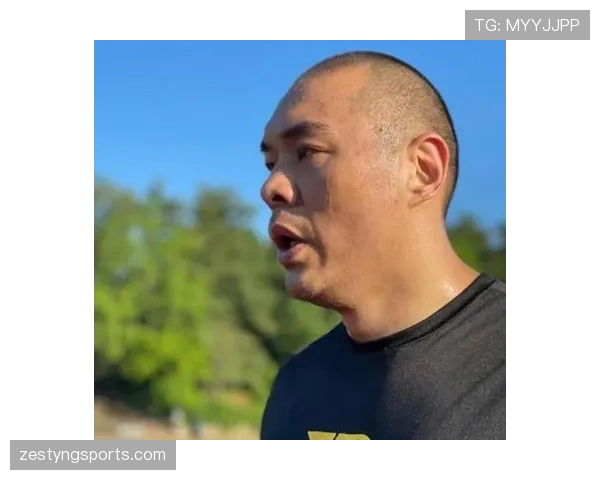 张志磊在家吃顿饭,够我交半年房租 张志磊在家吃顿饭,够我交半年房租