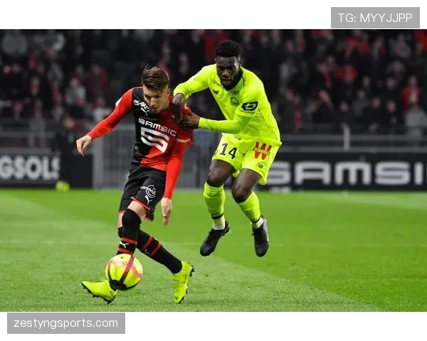 雷恩足球俱乐部近期发挥稳定，联赛中场场展现出强韧攻防与流畅配合